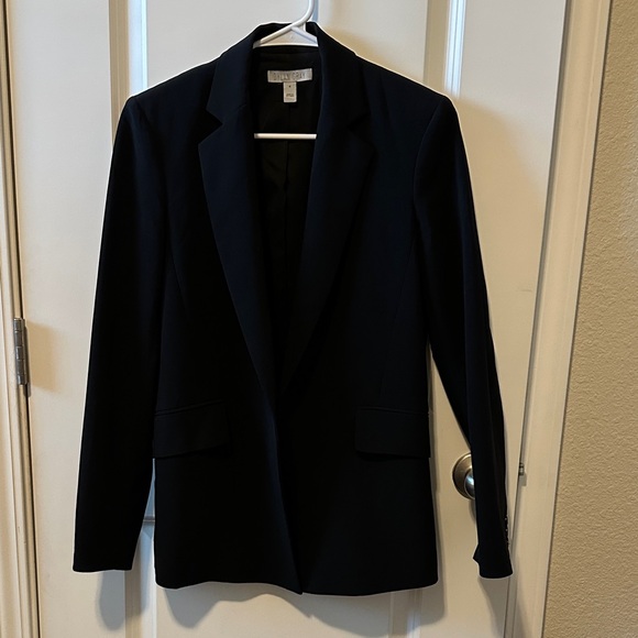 Dylan and Gray Classic Black Open Blazer - Picture 1 of 5